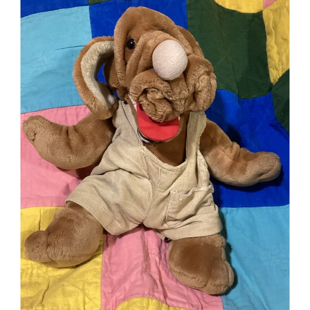 Wrinkles Dog Plush Hand Puppet 1981 Granz Ganzbros Tan with Overalls #6167406